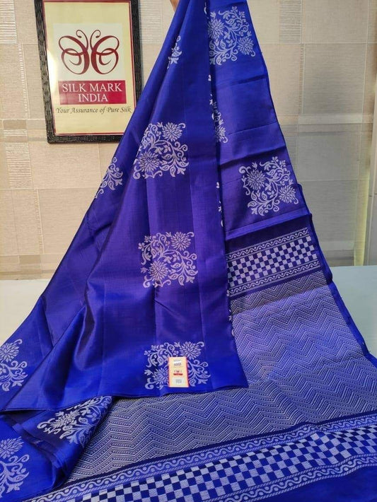 Royal Blue Soft Silk Saree With Adoring Blouse Piece
