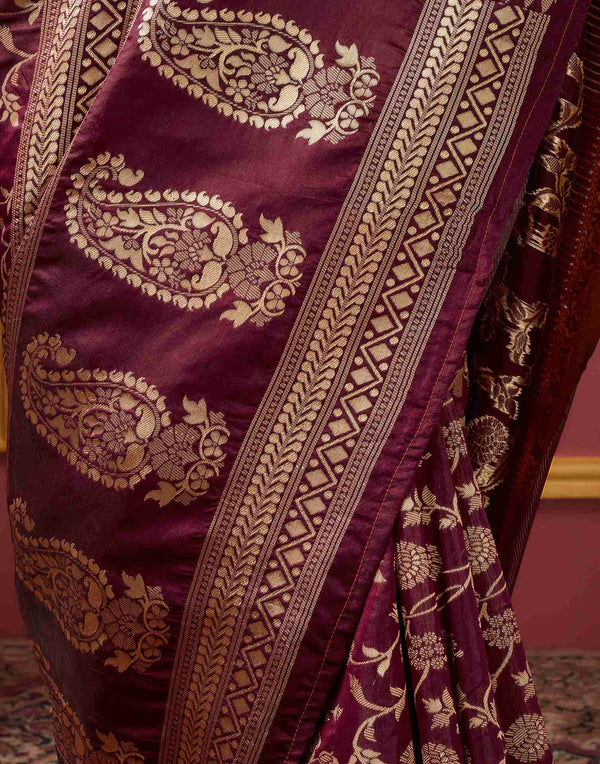 Elegant Maroon Color Floral Woven Art Silk Saree – Intricate Floral Weaving with Traditional Touch – 5.5m Saree Length and 0.8m Blouse Piece – Perfect for Weddings, Festivals, and Special Celebrations – Dry Clean Only – Luxurious Art Silk Fabric