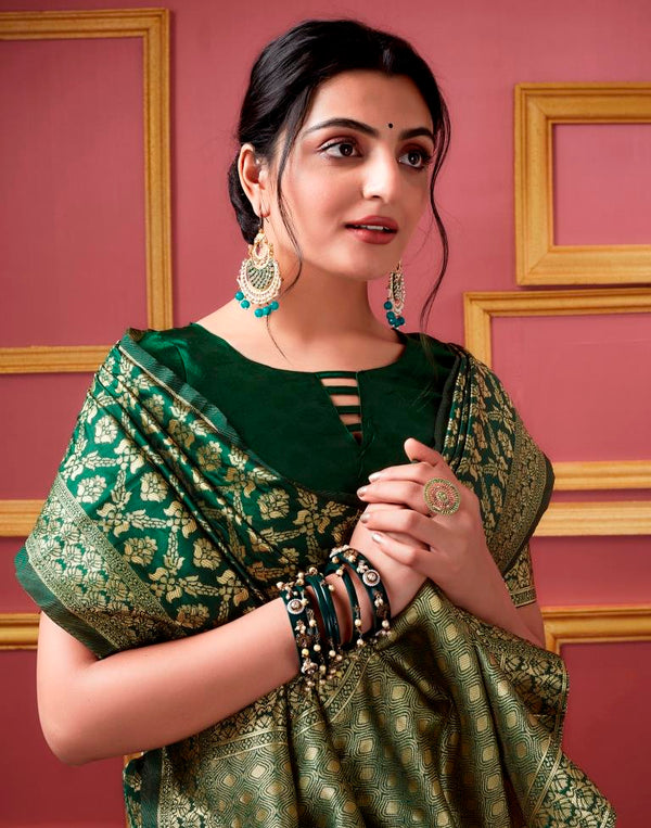 Stunning Green Silk Woven Saree with Matching Blouse – Elegant Art Silk Saree for Festive and Formal Occasions