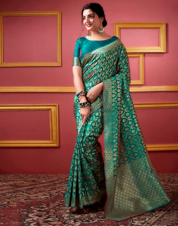 Elegant Green Silk Woven Saree – 5.5 m Saree with 0.8 m Blouse Piece, Perfect for Festive and Wedding Wear