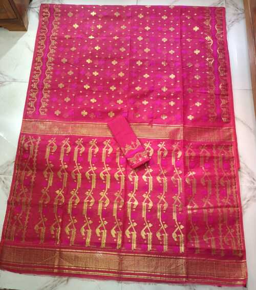 Dark Pink Embroidered Jamdani Saree – Soft Cotton Handloom Saree with Alluring Buti Work for Festive Season and Ethnic Events