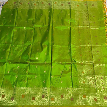 Parrot Green Banarasi Silk Handwoven Zari Buti Dupatta with Tassels