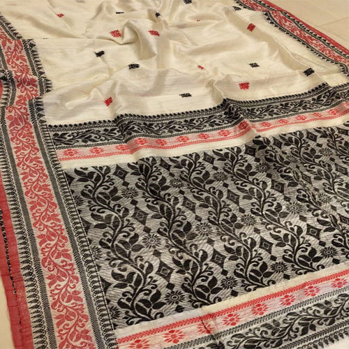 Cream color matka Jamdani saree