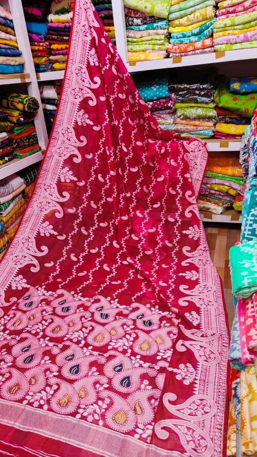 Red color soft dhakai jamdani saree