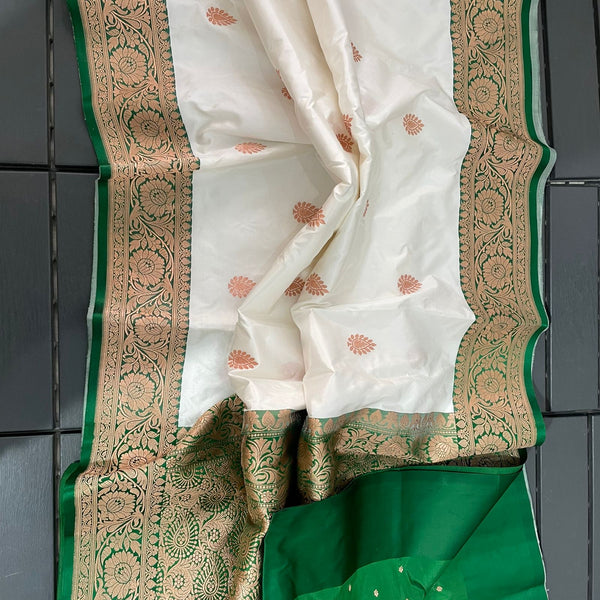 Gorgeous Blue large buta katan silk with contrast Pink intricate zari woven large border and Pallu